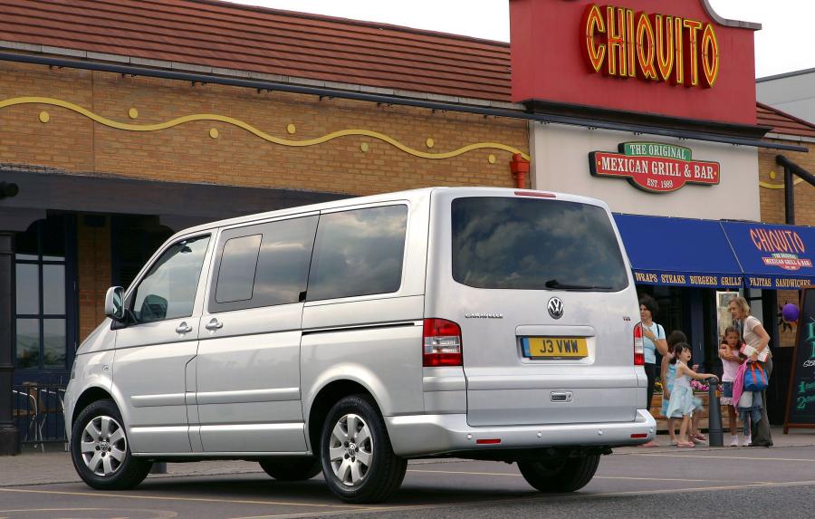  Volkswagen Caravelle 2005 года  (фото 3 из 7)